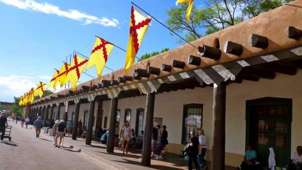 Old town Santa Fe walking tour through its historic center.