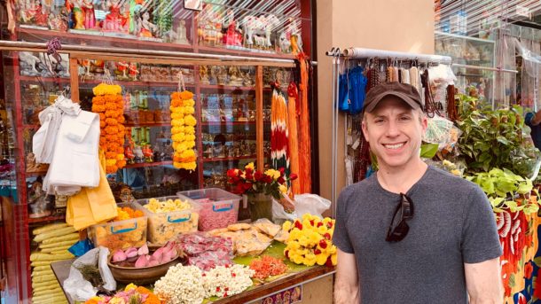 What to Pack for Dubai and Abu Dhabi: 5 Essential Items for United Arab Emirates