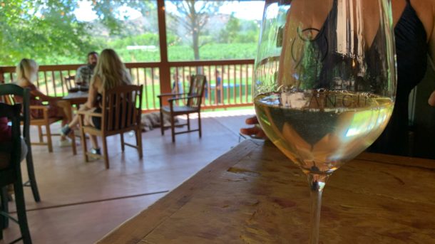 Easy 1 Day Arizona Road Trips From Sedona Including Verde Valley Wine Trail